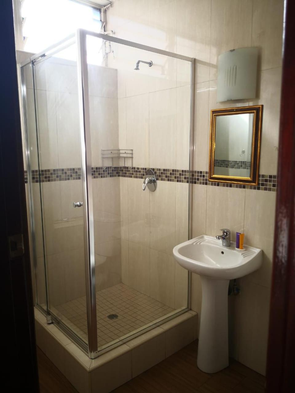 Victoria Hotel Pretoria-Noord 外观 照片