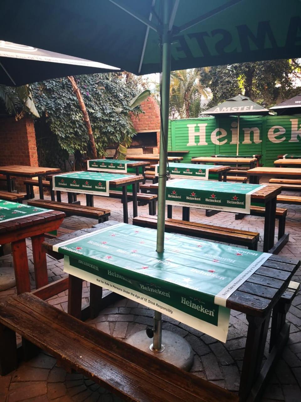 Victoria Hotel Pretoria-Noord 外观 照片